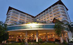 Jomtien Thani Hotel 4*